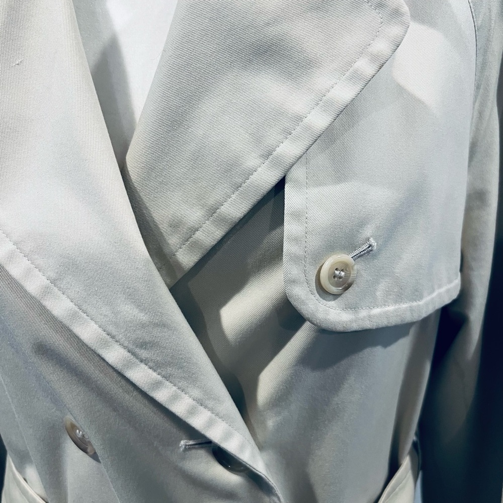 Vintage Burberry Trench Coat, 4 Extra-Long - Picture 6 of 16
